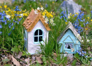 miniature homes in garden