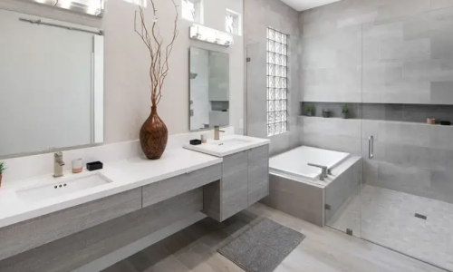 Reynolds Road ensuite bath