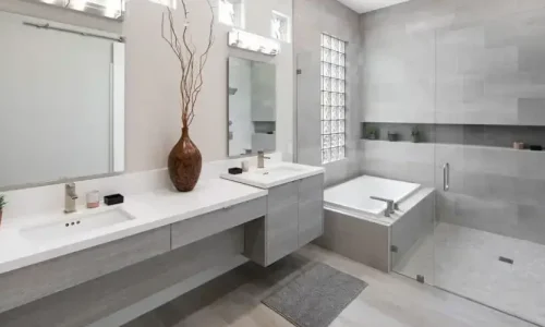 Reynolds Road ensuite bath